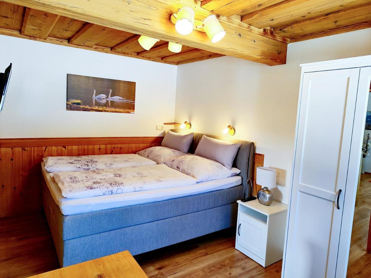 Ferienwohnung Grundlsee, Willkommen In Mami'S Ferienwohnung Exterior photo