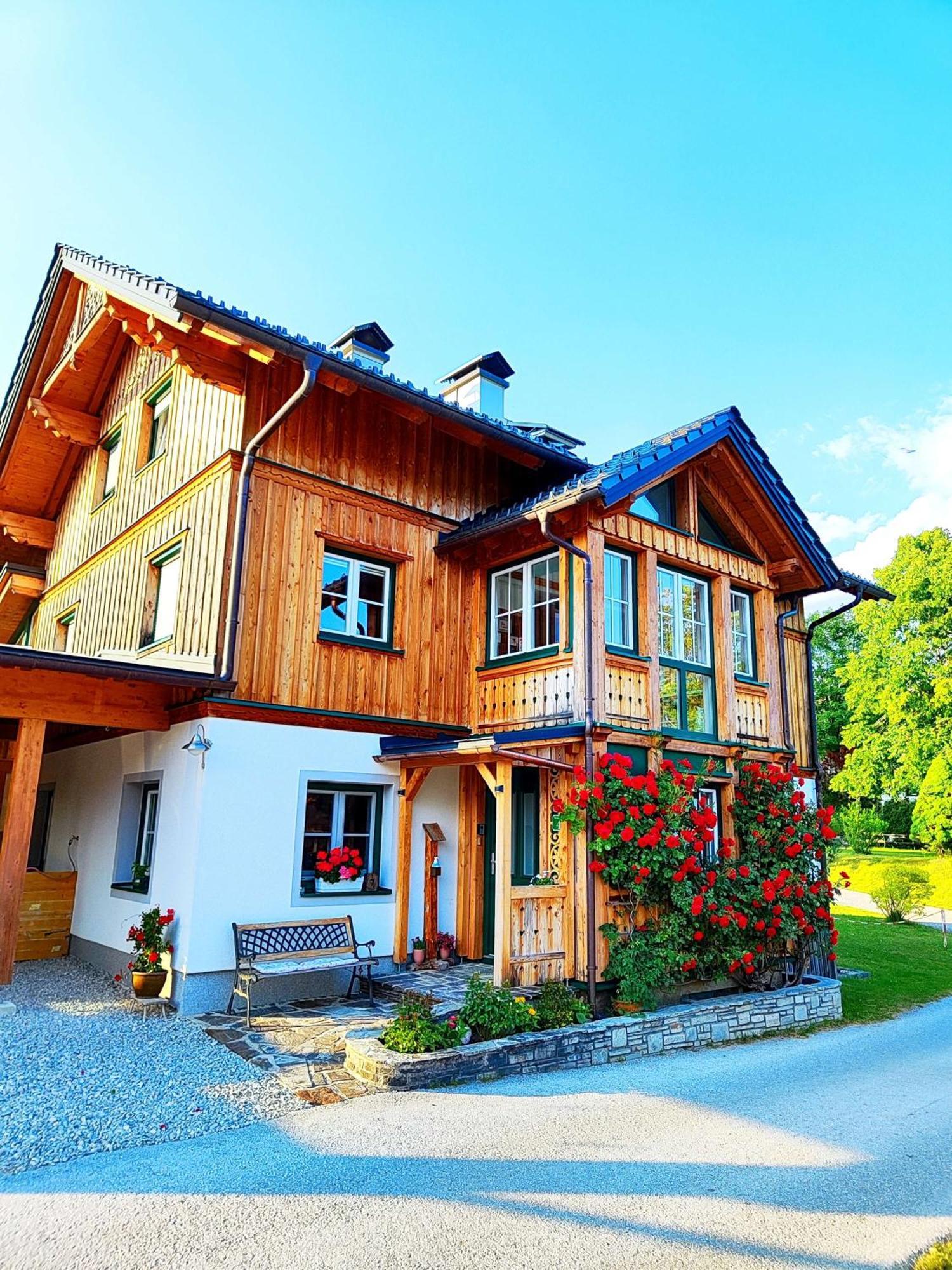 Ferienwohnung Grundlsee, Willkommen In Mami'S Ferienwohnung Exterior photo